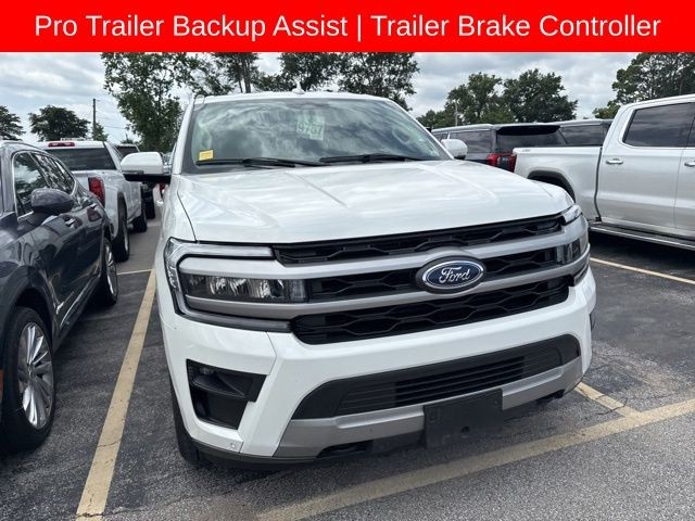 Ford Expedition Vehicle Full-screen Gallery Image 07
