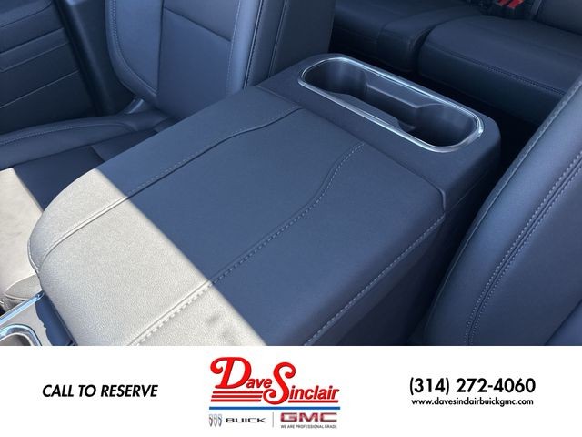 GMC Sierra 1500 Vehicle Full-screen Gallery Image 21