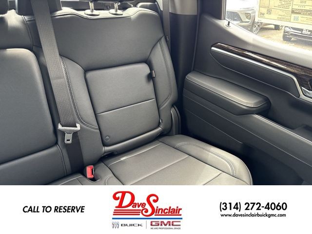 GMC Sierra 1500 Vehicle Full-screen Gallery Image 15