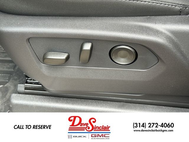 GMC Sierra 1500 Vehicle Full-screen Gallery Image 20
