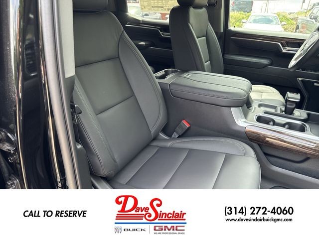 GMC Sierra 1500 Vehicle Full-screen Gallery Image 32