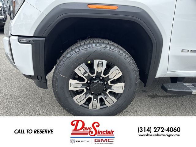 GMC Sierra 2500HD Vehicle Full-screen Gallery Image 10