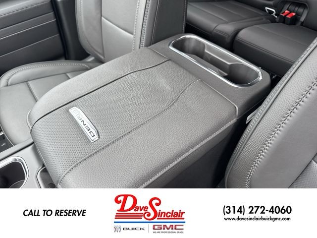 GMC Sierra 2500HD Vehicle Full-screen Gallery Image 21