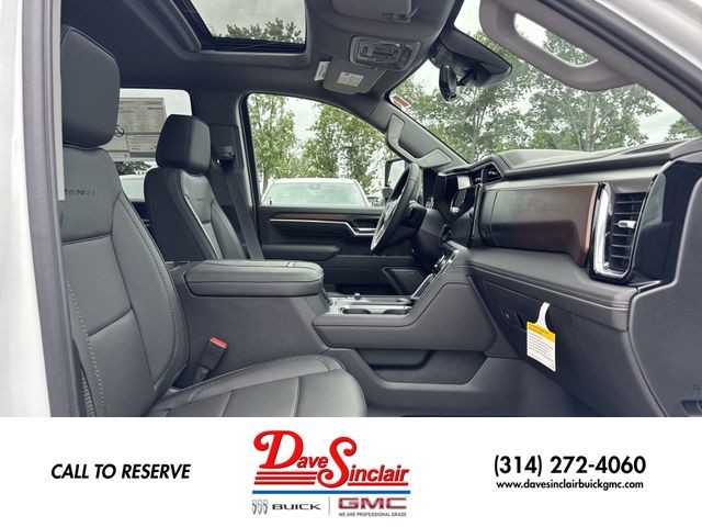 GMC Sierra 2500HD Vehicle Full-screen Gallery Image 25