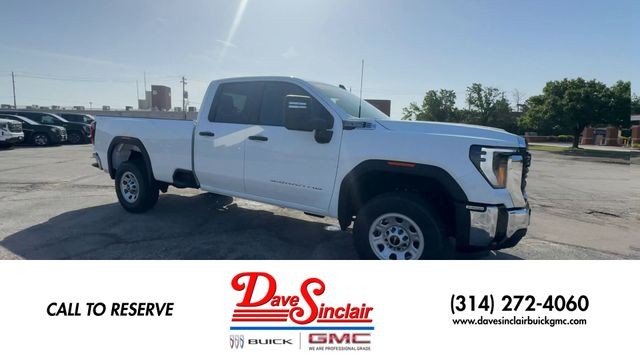 GMC Sierra 3500HD Vehicle Full-screen Gallery Image 02