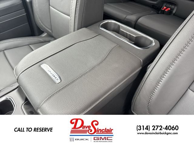 GMC Sierra 2500HD Vehicle Full-screen Gallery Image 21