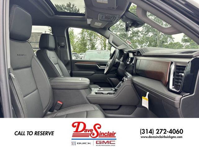 GMC Sierra 2500HD Vehicle Full-screen Gallery Image 25