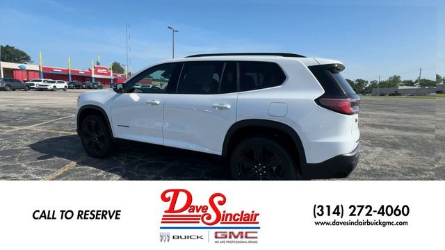 GMC Acadia Vehicle Full-screen Gallery Image 06