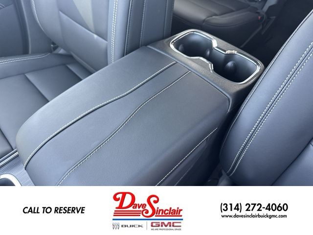 GMC Acadia Vehicle Full-screen Gallery Image 21