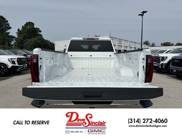 GMC Sierra 3500HD Vehicle Full-screen Gallery Image 23