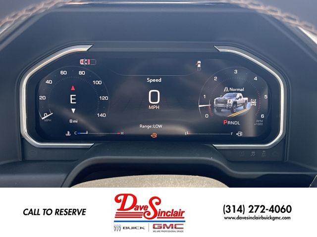 GMC Sierra 2500HD Vehicle Full-screen Gallery Image 15