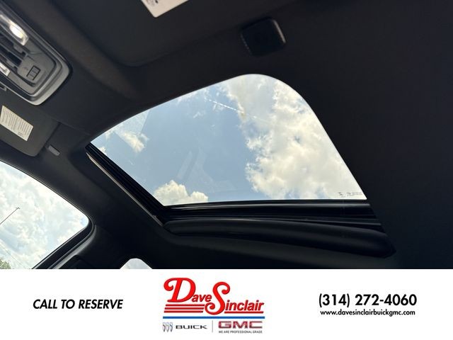 GMC Sierra 2500HD Vehicle Full-screen Gallery Image 22