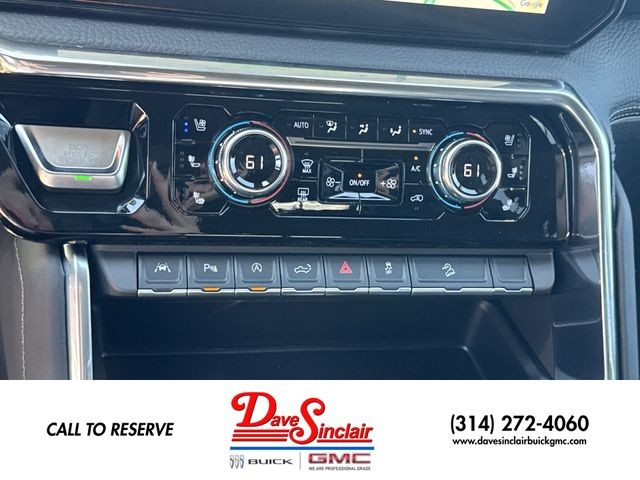 GMC Sierra 1500 Vehicle Full-screen Gallery Image 19