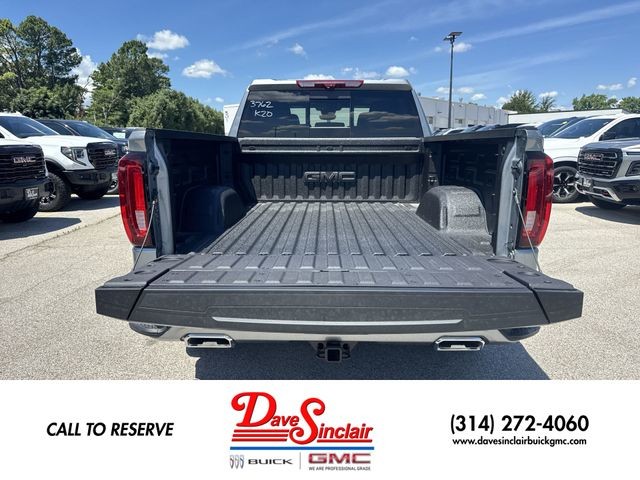 GMC Sierra 1500 Vehicle Full-screen Gallery Image 24