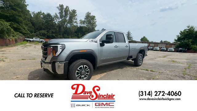 GMC Sierra 3500HD Vehicle Full-screen Gallery Image 04