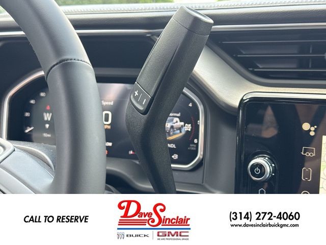 GMC Sierra 2500HD Vehicle Full-screen Gallery Image 20