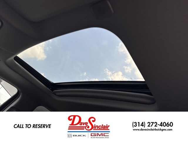 GMC Sierra 2500HD Vehicle Full-screen Gallery Image 22