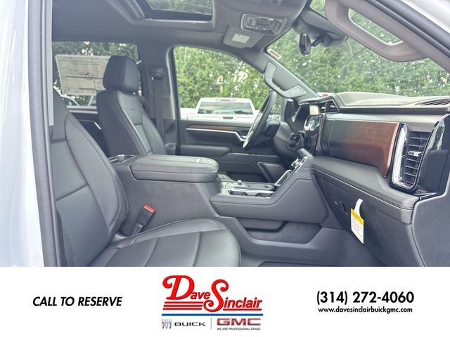 GMC Sierra 2500HD Vehicle Full-screen Gallery Image 25