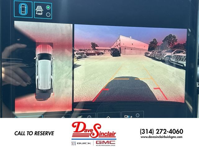 GMC Yukon XL Vehicle Full-screen Gallery Image 17