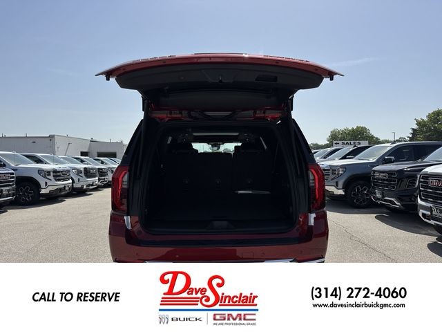 GMC Yukon XL Vehicle Full-screen Gallery Image 25