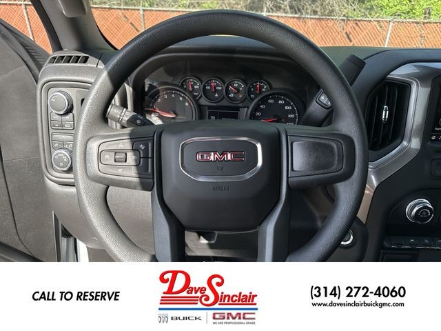 GMC Sierra 1500 Vehicle Full-screen Gallery Image 14