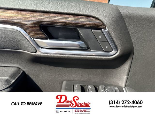 GMC Sierra 1500 Vehicle Full-screen Gallery Image 13