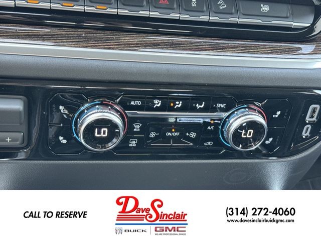 GMC Sierra 1500 Vehicle Full-screen Gallery Image 19
