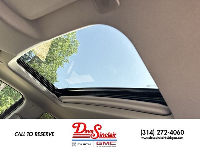 GMC Sierra 1500 Vehicle Full-screen Gallery Image 22