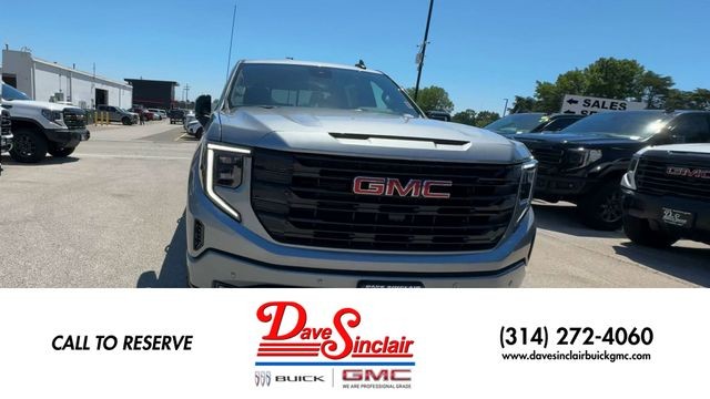 GMC Sierra 1500 Vehicle Full-screen Gallery Image 03