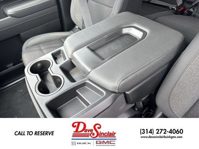 GMC Sierra 2500HD Vehicle Full-screen Gallery Image 21