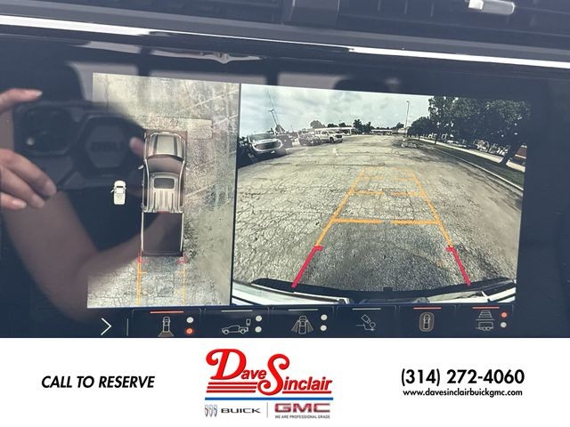 GMC Sierra 1500 Vehicle Full-screen Gallery Image 17