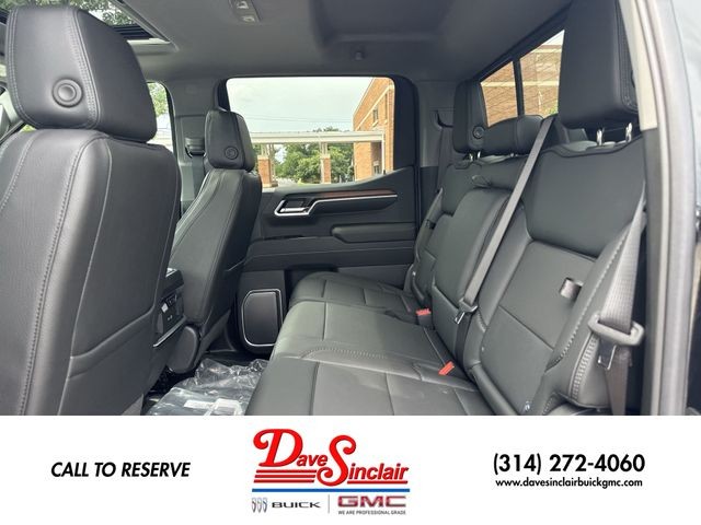 GMC Sierra 1500 Vehicle Full-screen Gallery Image 23