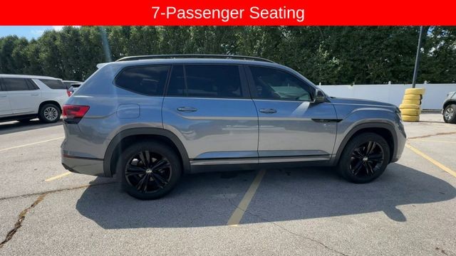 Volkswagen Atlas Vehicle Full-screen Gallery Image 11