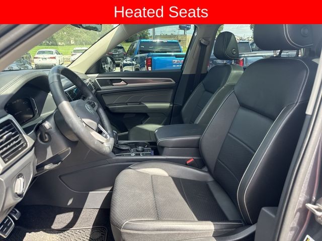 Volkswagen Atlas Vehicle Full-screen Gallery Image 23