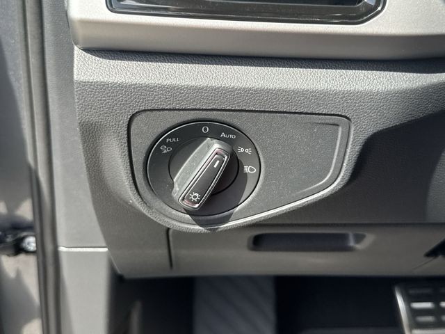 Volkswagen Atlas Vehicle Full-screen Gallery Image 38