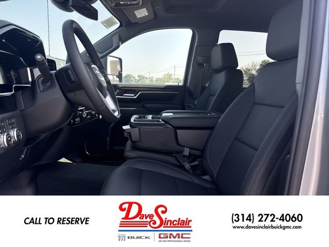 GMC Sierra 2500HD Vehicle Full-screen Gallery Image 11