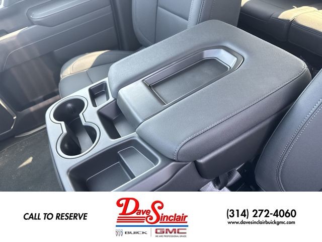 GMC Sierra 2500HD Vehicle Full-screen Gallery Image 21