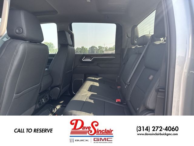 GMC Sierra 2500HD Vehicle Full-screen Gallery Image 22