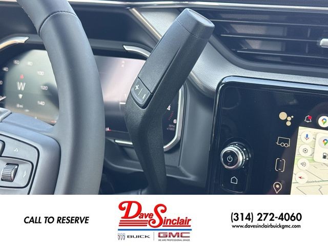 GMC Sierra 3500HD Vehicle Full-screen Gallery Image 20