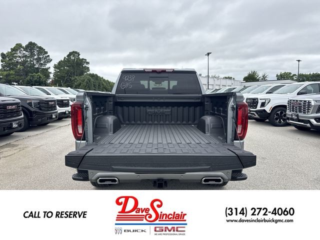 GMC Sierra 1500 Vehicle Full-screen Gallery Image 24