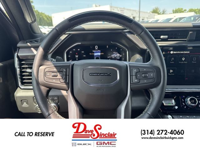 GMC Sierra 1500 Vehicle Full-screen Gallery Image 14