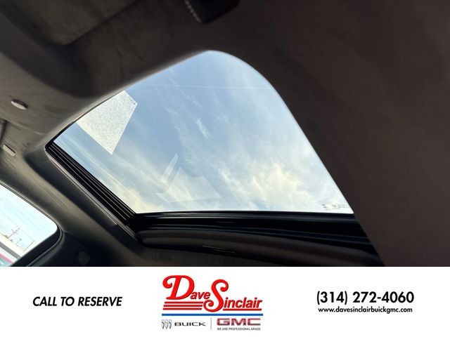 GMC Sierra 1500 Vehicle Full-screen Gallery Image 22