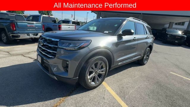 Ford Explorer Vehicle Full-screen Gallery Image 05