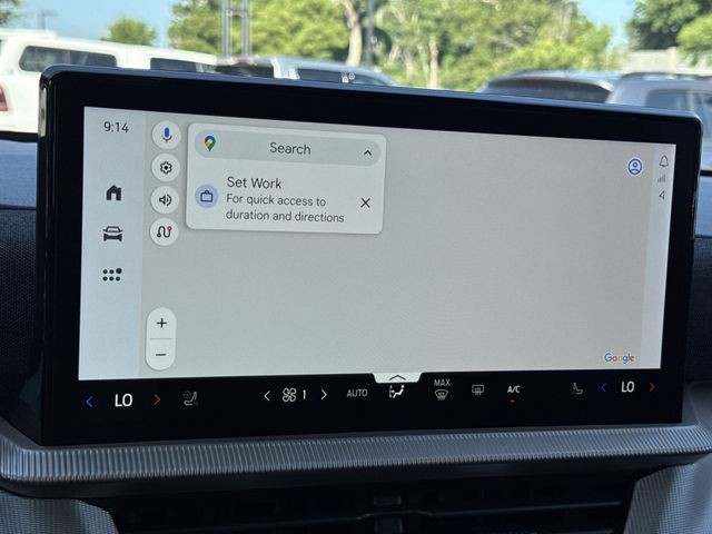 Ford Explorer Vehicle Full-screen Gallery Image 18