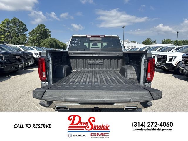 GMC Sierra 1500 Vehicle Full-screen Gallery Image 24