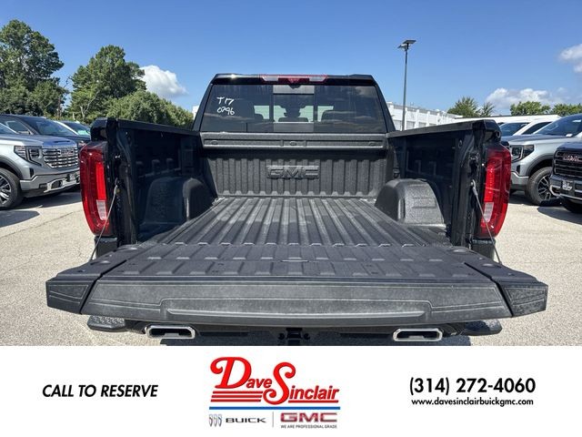GMC Sierra 1500 Vehicle Full-screen Gallery Image 24