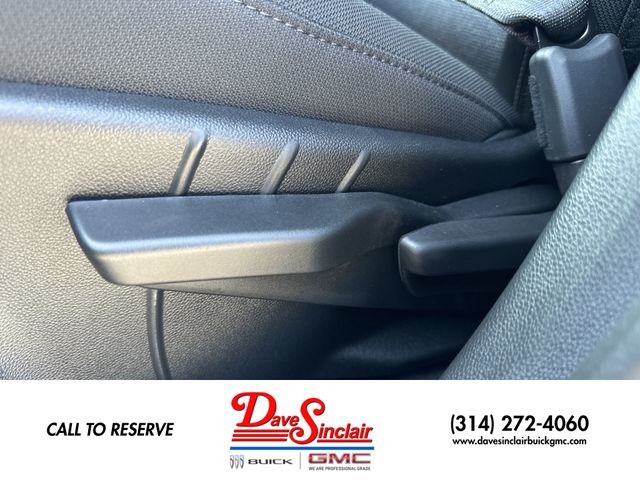 GMC Terrain Vehicle Full-screen Gallery Image 12