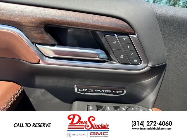 GMC Sierra 1500 Vehicle Full-screen Gallery Image 13