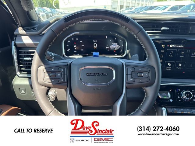GMC Sierra 1500 Vehicle Full-screen Gallery Image 14