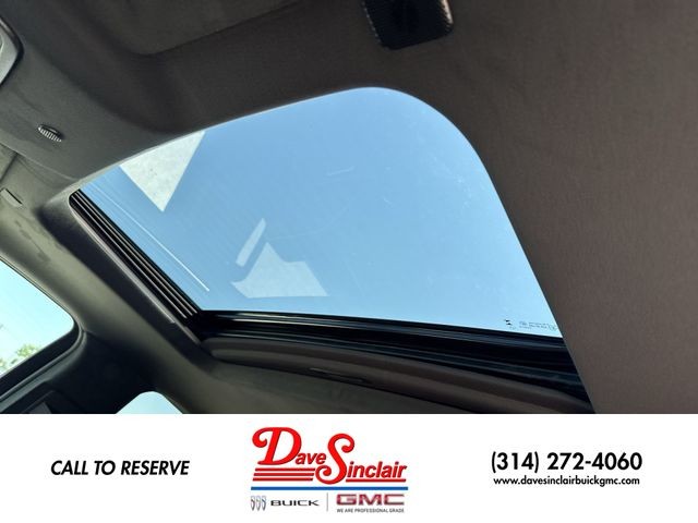 GMC Sierra 1500 Vehicle Full-screen Gallery Image 22